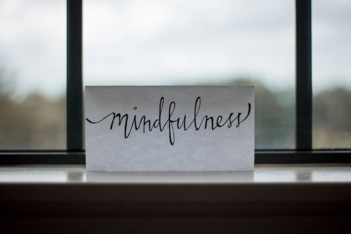 Cum să depășești stresul cotidian prin mindfulness